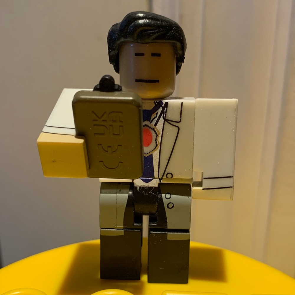 Roblox Site 76 Dr Bright Action Figure